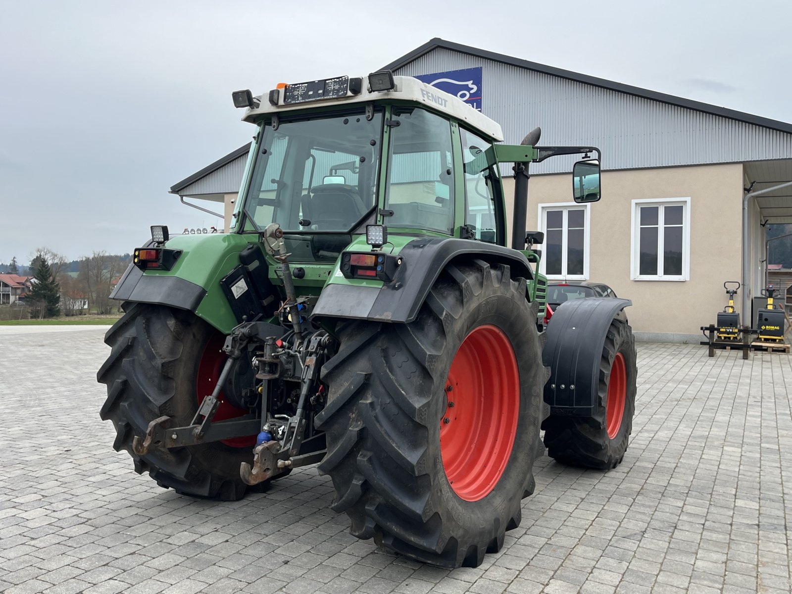 Traktor des Typs Fendt 512 C, Gebrauchtmaschine in Neureichenau (Bild 5)