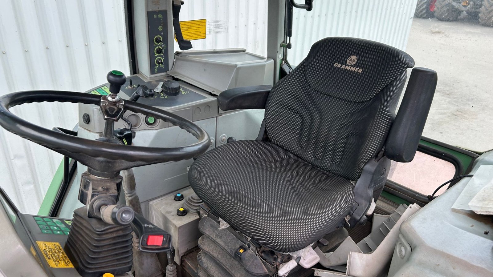 Traktor Türe ait Fendt 512 Favorit, Gebrauchtmaschine içinde Rødekro (resim 11)