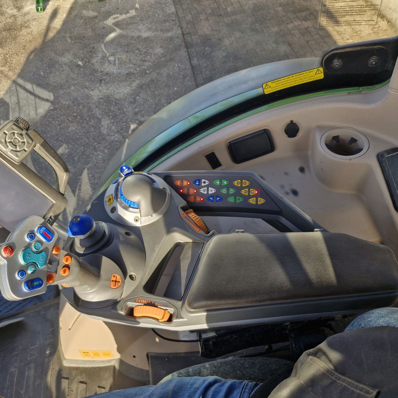 Traktor типа Fendt 512 power scr, Gebrauchtmaschine в Daarle (Фотография 7)