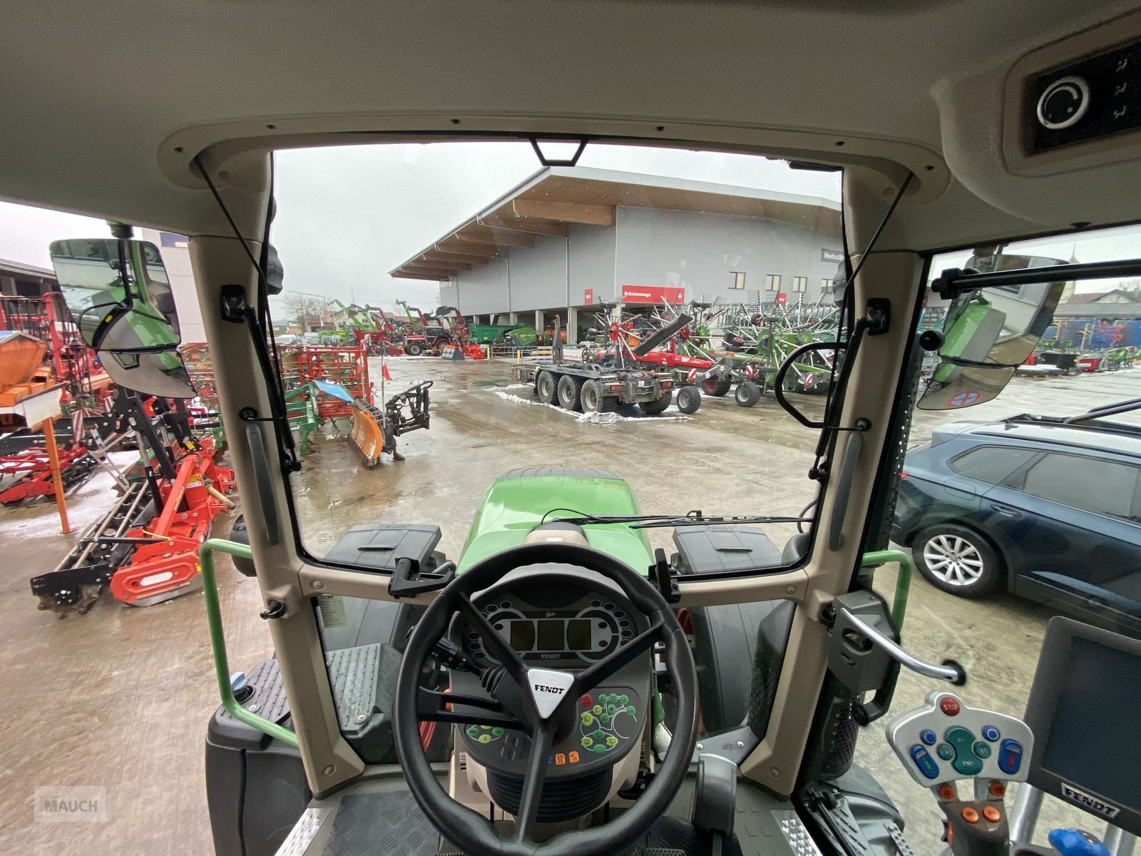 Traktor des Typs Fendt 512 Vario Power, Gebrauchtmaschine in Burgkirchen (Bild 17)