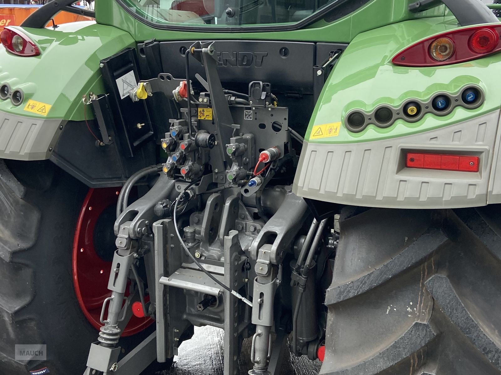 Traktor des Typs Fendt 512 Vario Power, Gebrauchtmaschine in Burgkirchen (Bild 5)