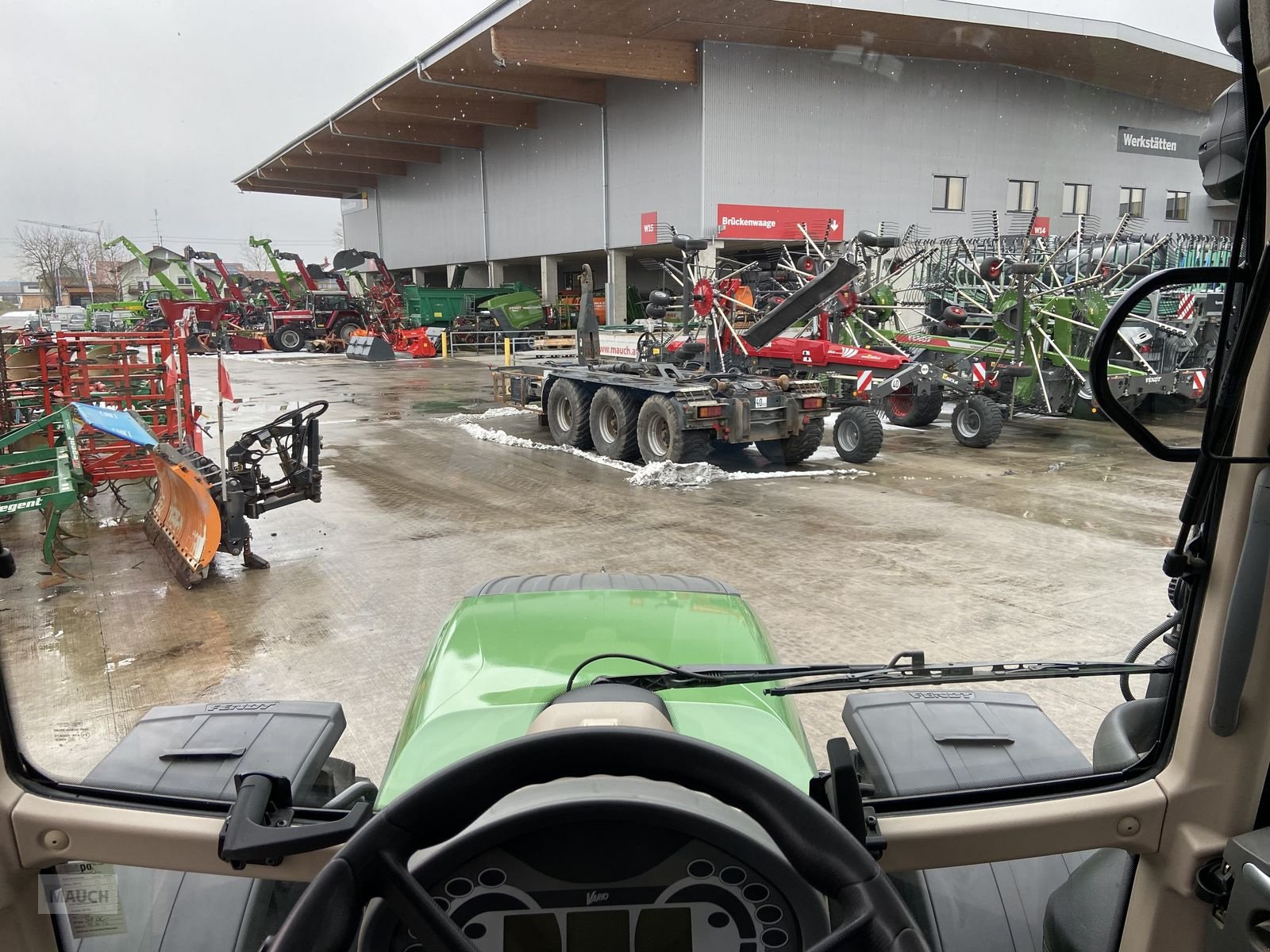 Traktor des Typs Fendt 512 Vario Power, Gebrauchtmaschine in Burgkirchen (Bild 16)