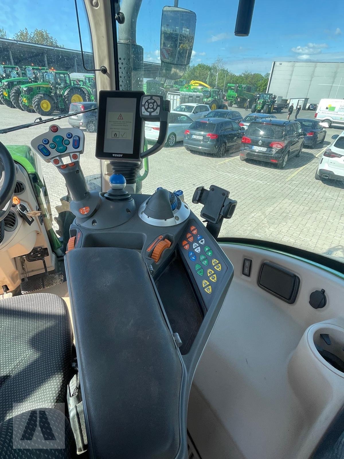 Traktor typu Fendt 512 Vario PowerPlus, Gebrauchtmaschine w Langweid am Lech (Zdjęcie 9)