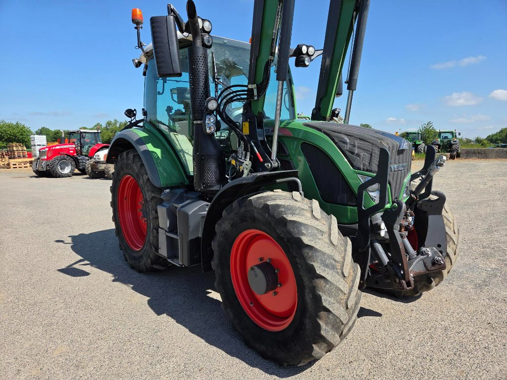 Traktor Türe ait Fendt 512 VARIO PROFI, Gebrauchtmaschine içinde BRECEY (resim 3)