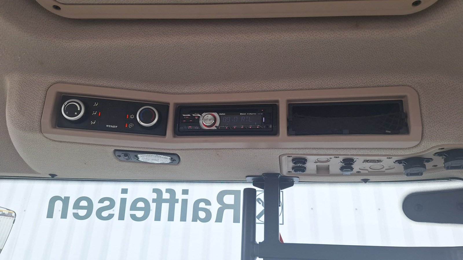 Traktor типа Fendt 512 Vario S4 Power+, Gebrauchtmaschine в Holle- Grasdorf (Фотография 16)