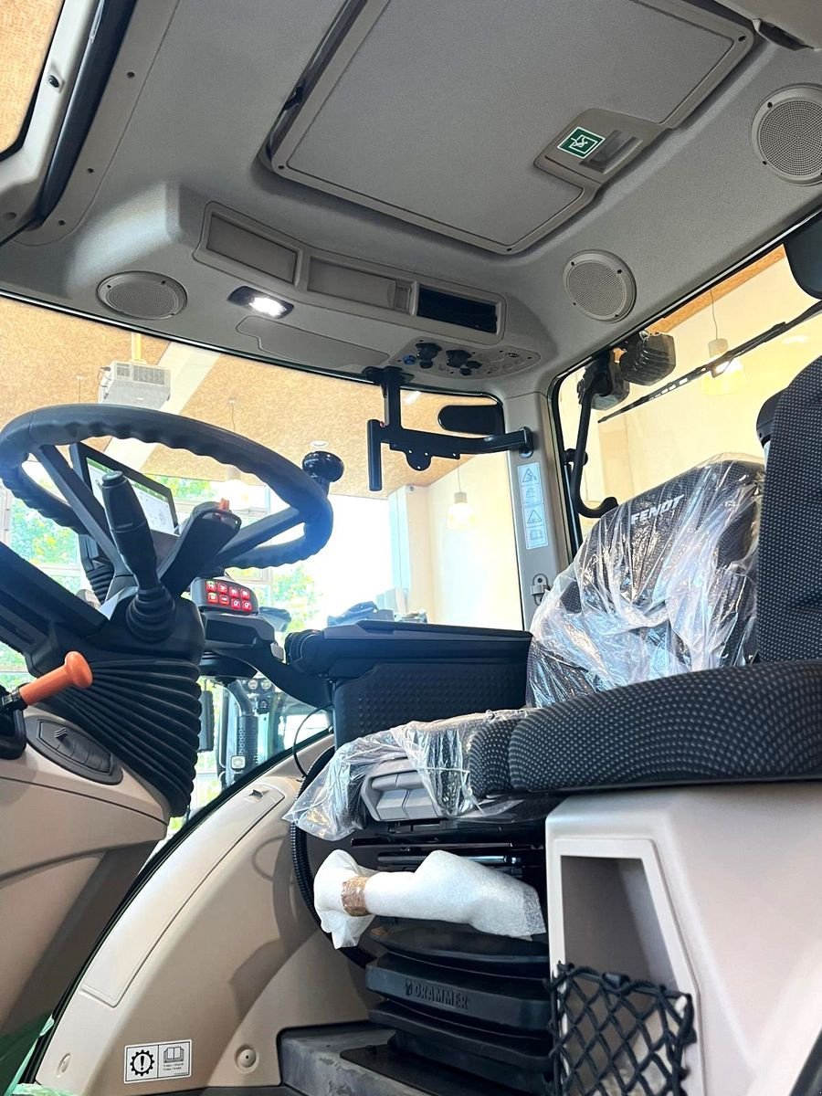 Traktor des Typs Fendt 513 Vario Profi+ FendtONE, Neumaschine in Wallern (Bild 4)