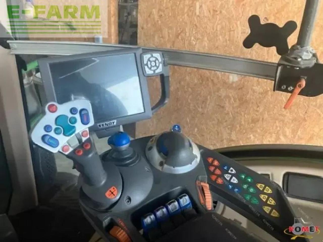 Traktor typu Fendt 513 vario profi+ ProfiPlus, Gebrauchtmaschine v GENNES-SUR-GLAIZE (Obrázek 3)