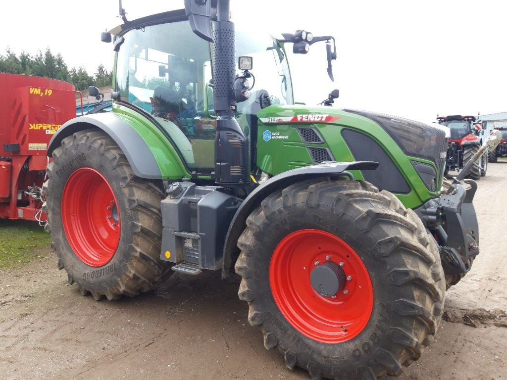 Traktor des Typs Fendt 514 ONE POWER +, Gebrauchtmaschine in BRAS SUR MEUSE (Bild 2)