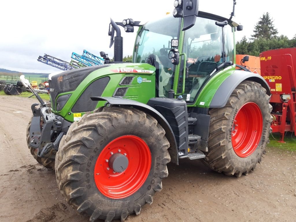 Traktor des Typs Fendt 514 ONE POWER +, Gebrauchtmaschine in BRAS SUR MEUSE (Bild 1)