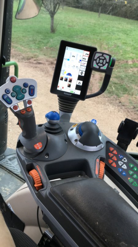 Traktor типа Fendt 514 POWER, Gebrauchtmaschine в POUSSAY (Фотография 3)
