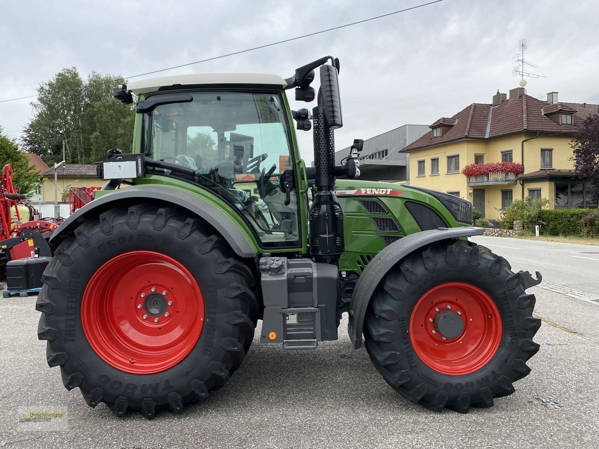 Traktor des Typs Fendt 514 Vario Gen 3 Profi + Setting 2, Neumaschine in Senftenbach (Bild 8)