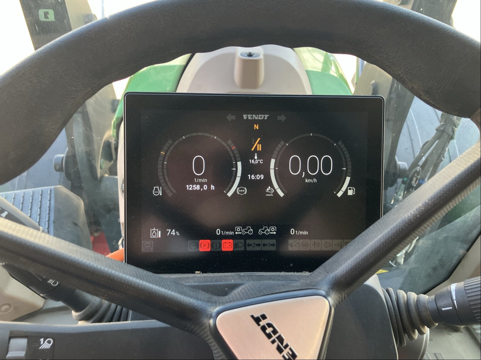 Traktor des Typs Fendt 514 Vario Gen3 Profi+ Setting2, Gebrauchtmaschine in Hillerse (Bild 3)