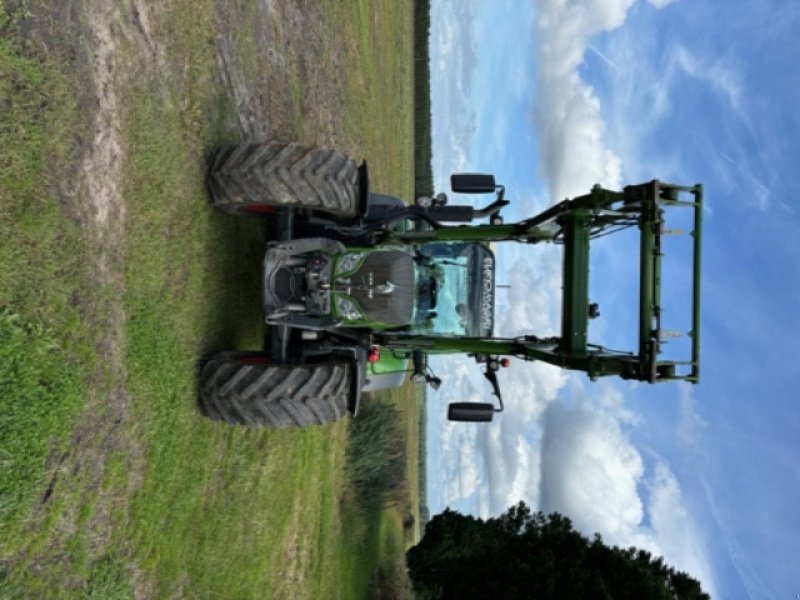Traktor des Typs Fendt 514 Vario One Profi+, Gebrauchtmaschine in Castel-Sarrazin (Bild 2)