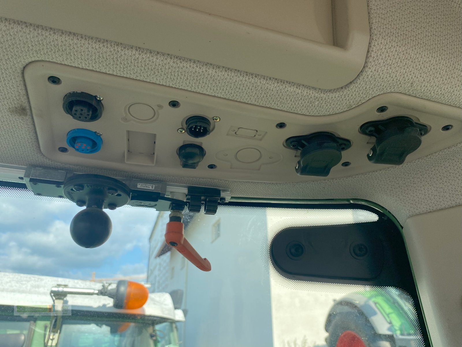 Traktor des Typs Fendt 514 Vario Profi, Gebrauchtmaschine in Tirschenreuth (Bild 9)