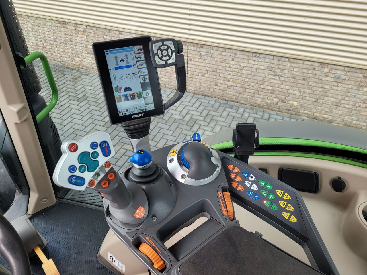 Traktor des Typs Fendt 514 vario s4 power plus 512/516, Gebrauchtmaschine in Houten (Bild 5)