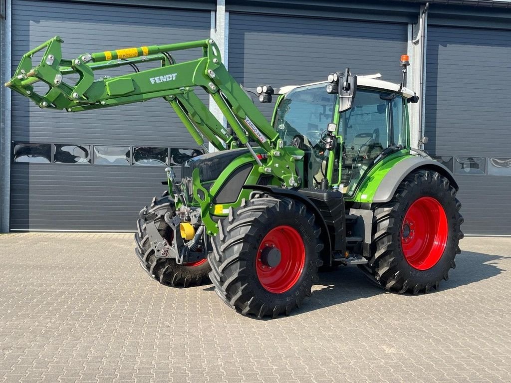 Traktor of the type Fendt 516 Power Plus GEN3, Gebrauchtmaschine in Hapert (Picture 2)