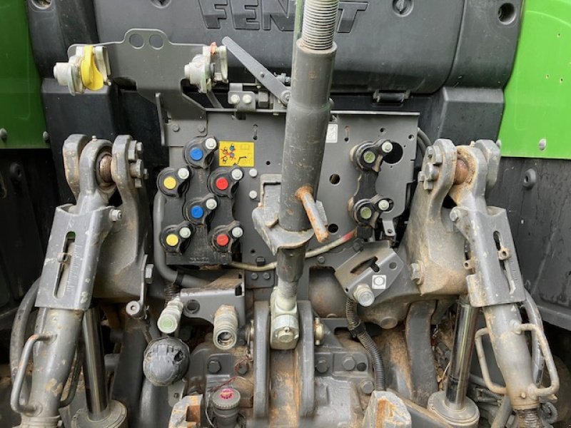 Traktor Türe ait Fendt 516 POWER, Gebrauchtmaschine içinde UZEMAIN (resim 8)
