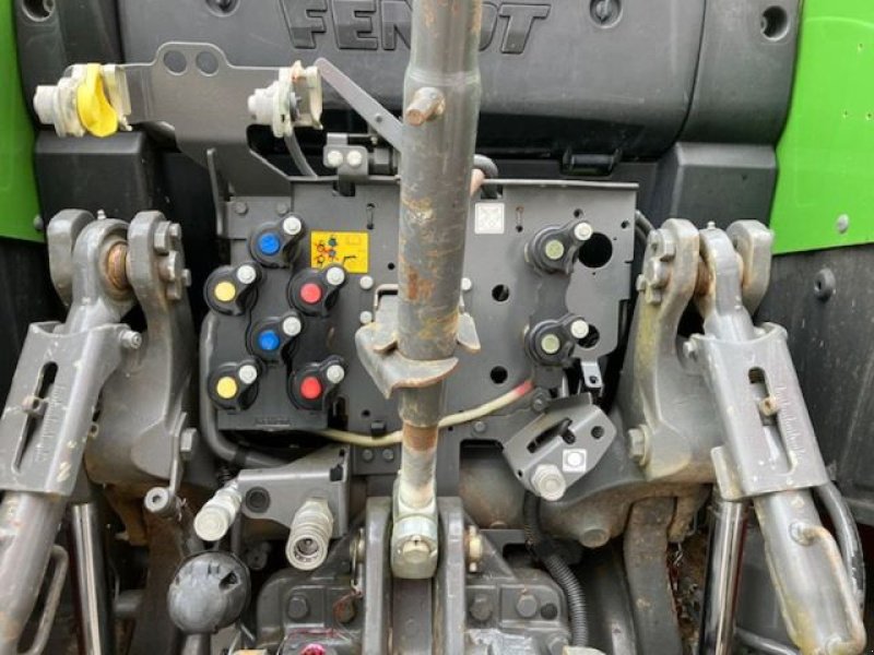 Traktor от тип Fendt 516 POWER, Gebrauchtmaschine в POUSSAY (Снимка 7)