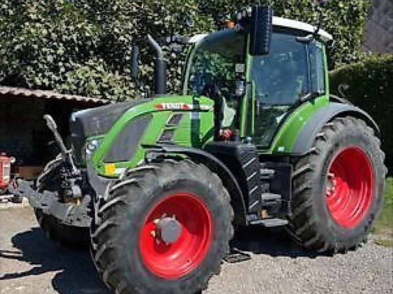 Traktor du type Fendt 516 profi plus, Gebrauchtmaschine en MONFERRAN (Photo 1)