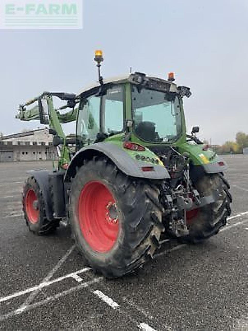 Traktor des Typs Fendt 516 profi plus, Gebrauchtmaschine in MONFERRAN (Bild 4)