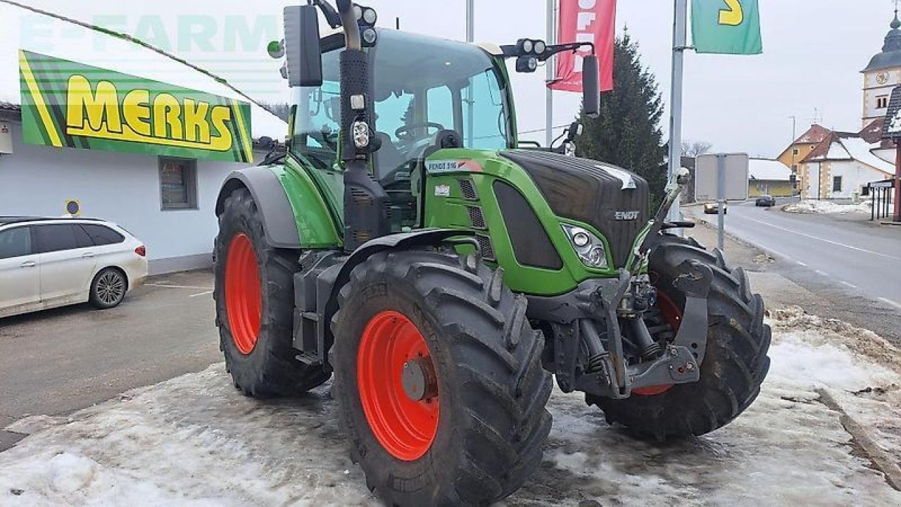 Traktor του τύπου Fendt 516 profi plus, Gebrauchtmaschine σε GROBELNO (Φωτογραφία 3)