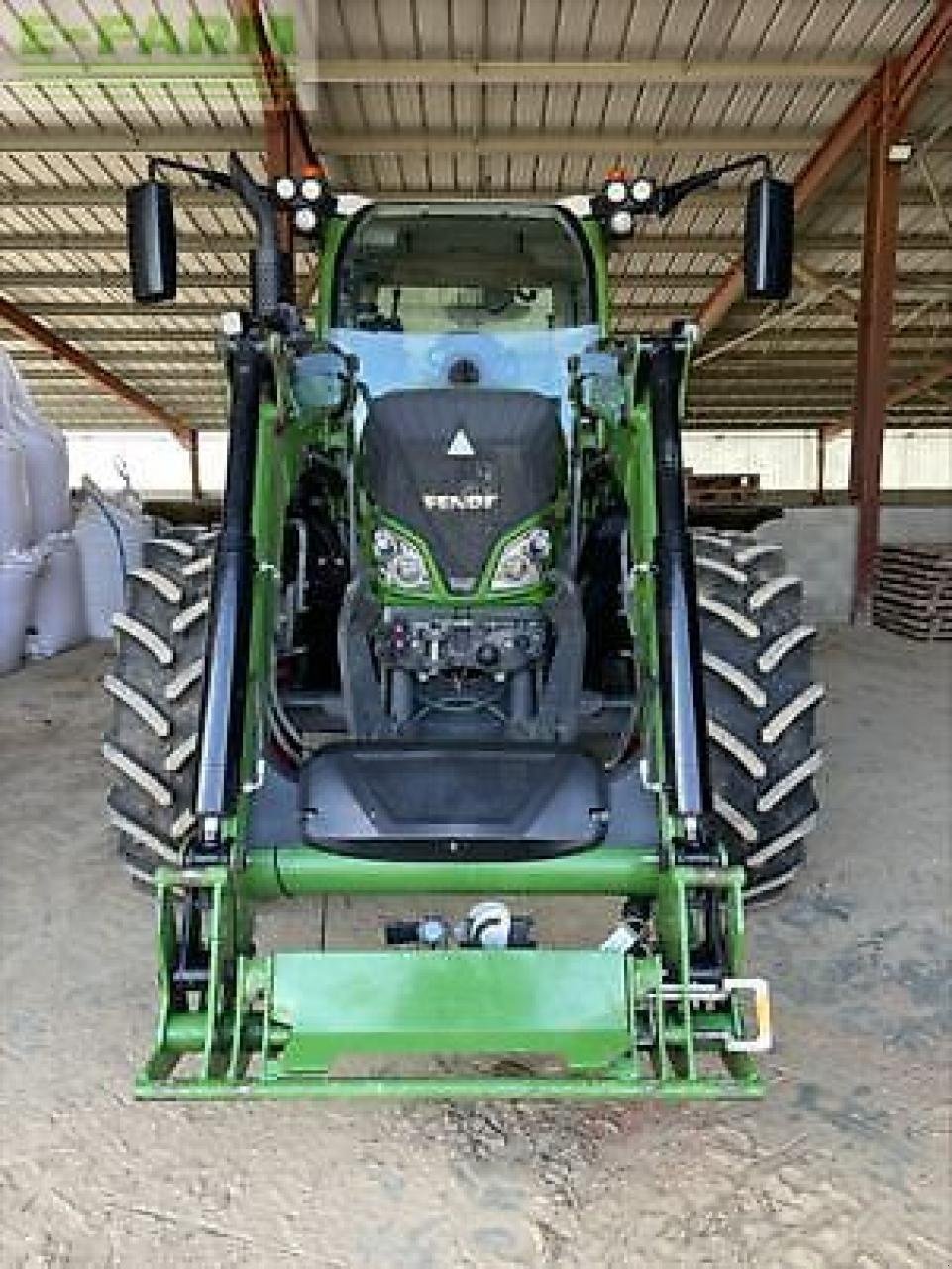Traktor del tipo Fendt 516 profi plus, Gebrauchtmaschine en MONFERRAN (Imagen 3)