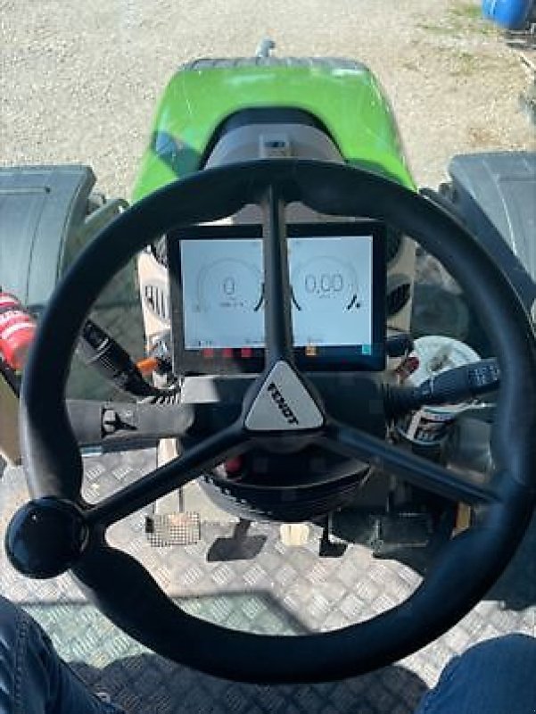 Traktor типа Fendt 516 PROFI PLUS, Gebrauchtmaschine в PEYROLE (Фотография 6)