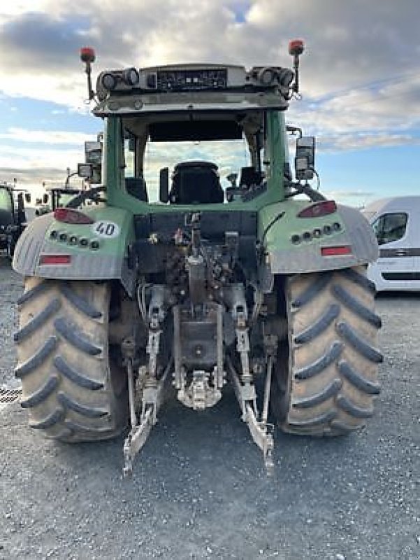Traktor des Typs Fendt 516 PROFI PLUS, Gebrauchtmaschine in PEYROLE (Bild 4)