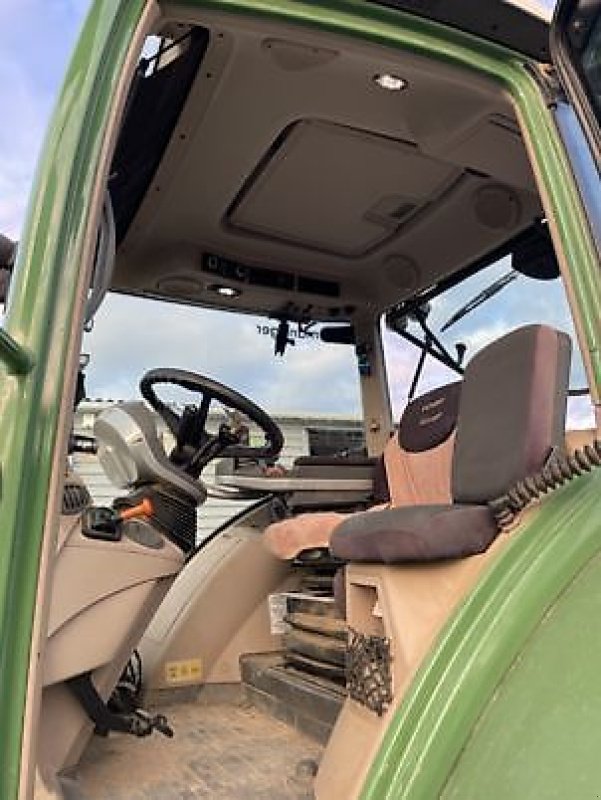 Traktor des Typs Fendt 516 PROFI PLUS, Gebrauchtmaschine in PEYROLE (Bild 10)