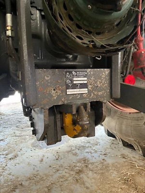 Traktor del tipo Fendt 516 PROFI PLUS, Gebrauchtmaschine en PEYROLE (Imagen 6)