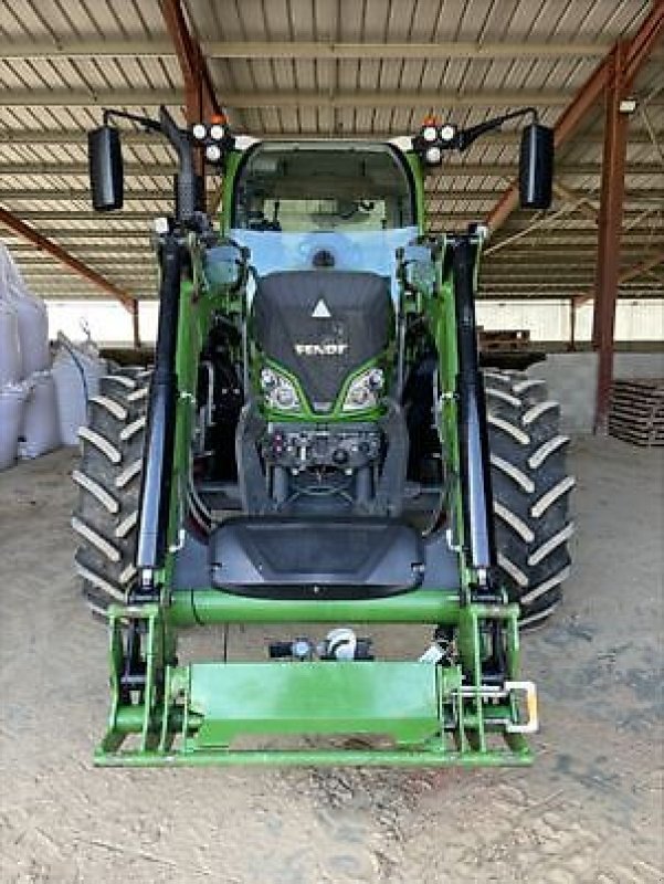 Traktor del tipo Fendt 516 PROFI PLUS, Gebrauchtmaschine en PEYROLE (Imagen 3)