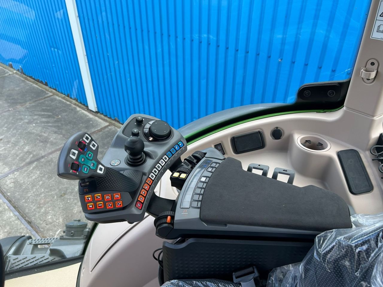 Traktor des Typs Fendt 516 vario Gen3 Power, Neumaschine in Joure (Bild 9)