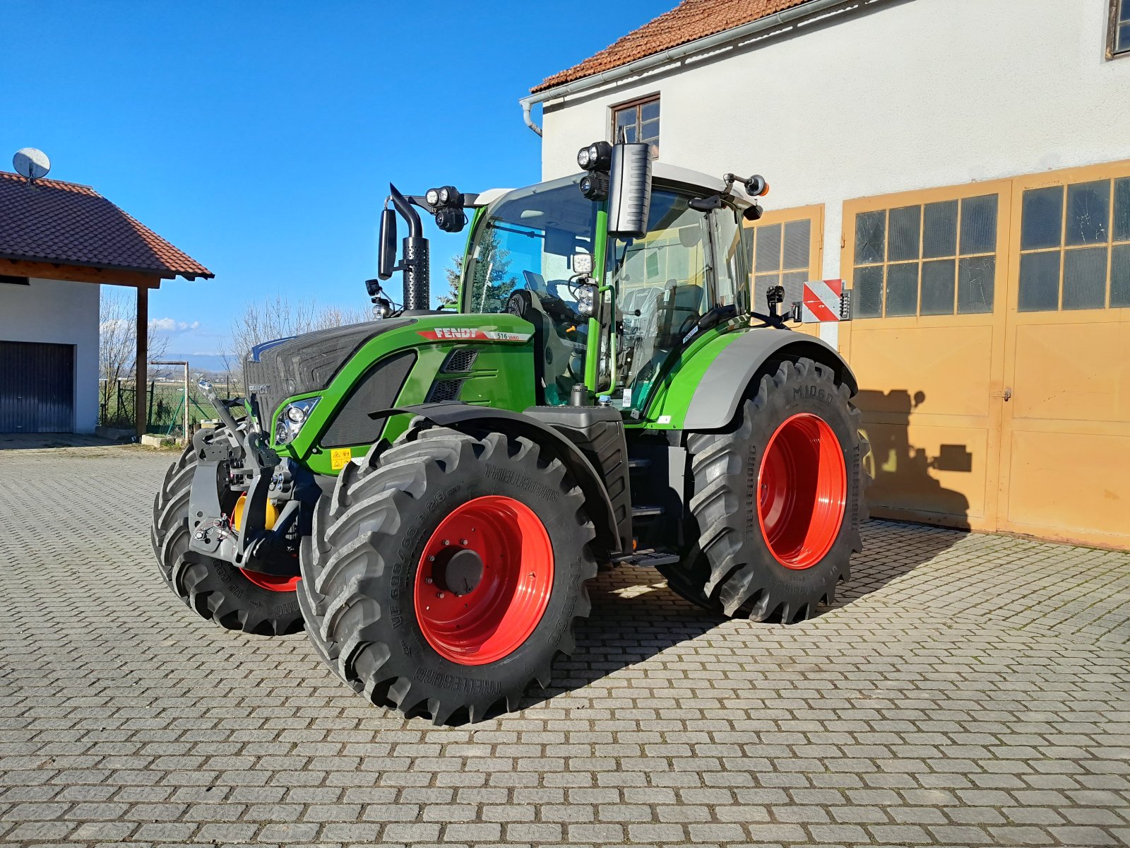 Traktor des Typs Fendt 516 Vario Gen3 Profi+, Gebrauchtmaschine in Tabertshausen (Bild 2)
