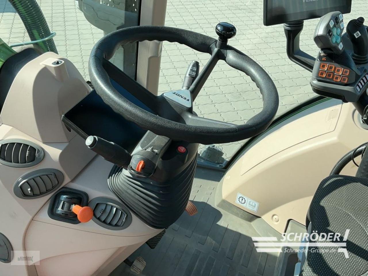 Traktor typu Fendt 516 VARIO GEN3 PROFI PLUS, Gebrauchtmaschine v Wildeshausen (Obrázek 3)