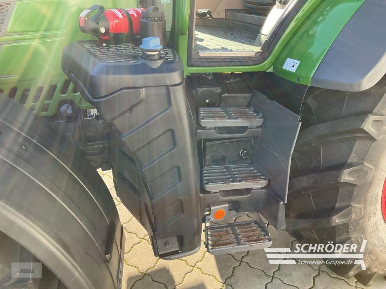 Traktor от тип Fendt 516 VARIO GEN3 PROFI PLUS, Gebrauchtmaschine в Hemmoor (Снимка 14)