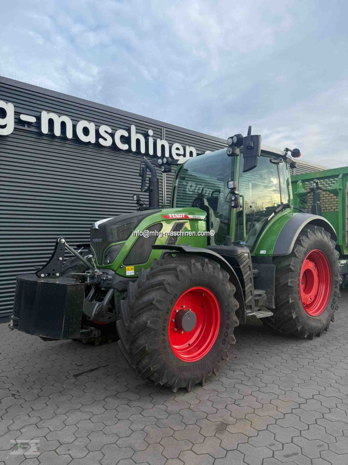Traktor типа Fendt 516 Vario GPS nur 565 h, Gebrauchtmaschine в Gescher (Фотография 1)