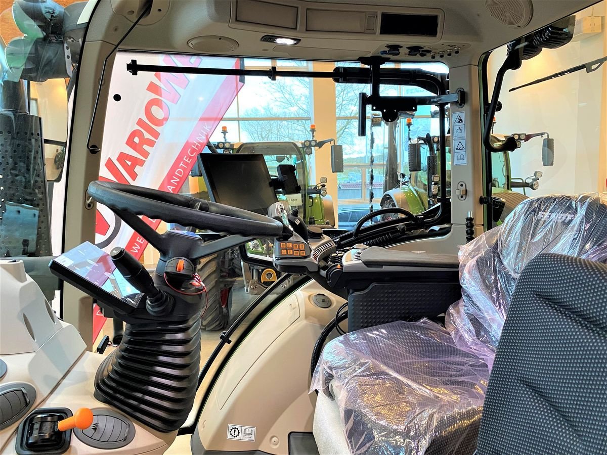 Traktor des Typs Fendt 516 Vario (MY21), Neumaschine in Wallern (Bild 9)