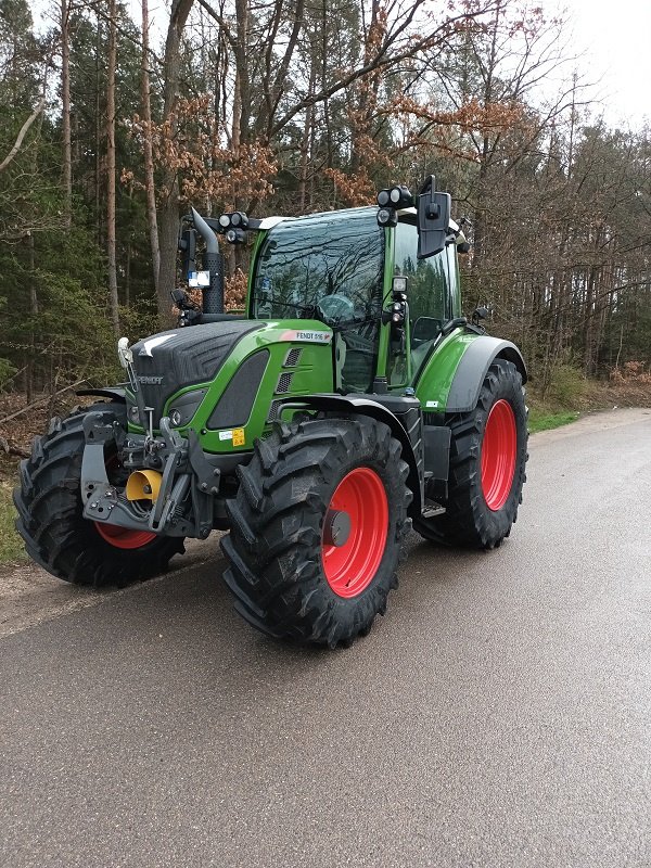 Traktor van het type Fendt 516 Vario Power S4, Gebrauchtmaschine in Allersberg (Foto 1)