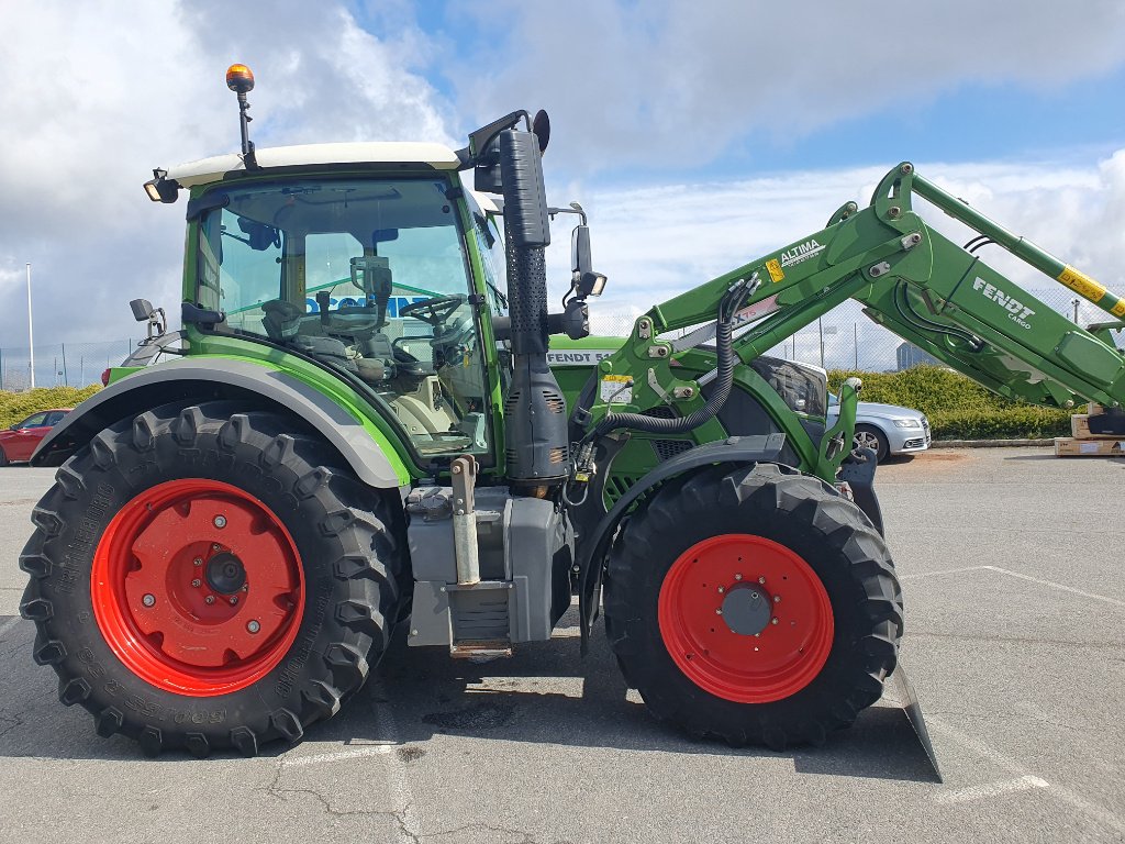 Traktor des Typs Fendt 516 VARIO POWER, Gebrauchtmaschine in Calmont (Bild 4)