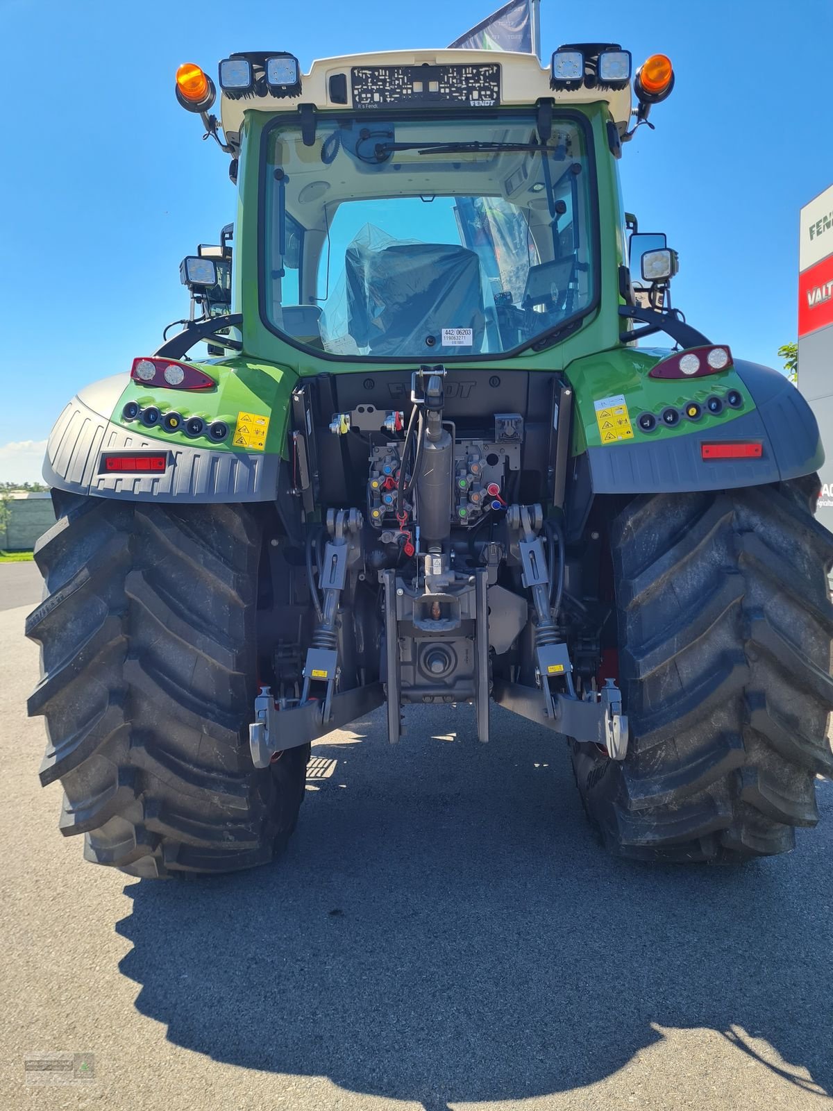 Traktor des Typs Fendt 516 Vario Profi+ FendtONE, Neumaschine in Gerasdorf (Bild 5)