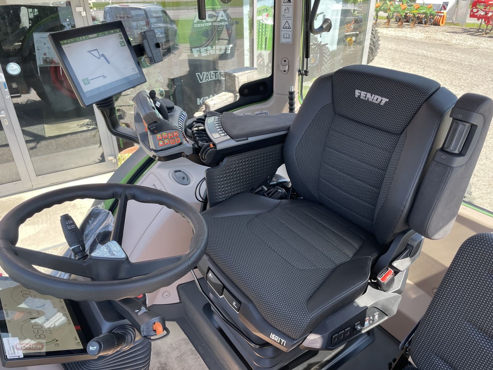 Traktor des Typs Fendt 516 Vario Profi+ FendtONE, Neumaschine in Wieselburg Land (Bild 10)