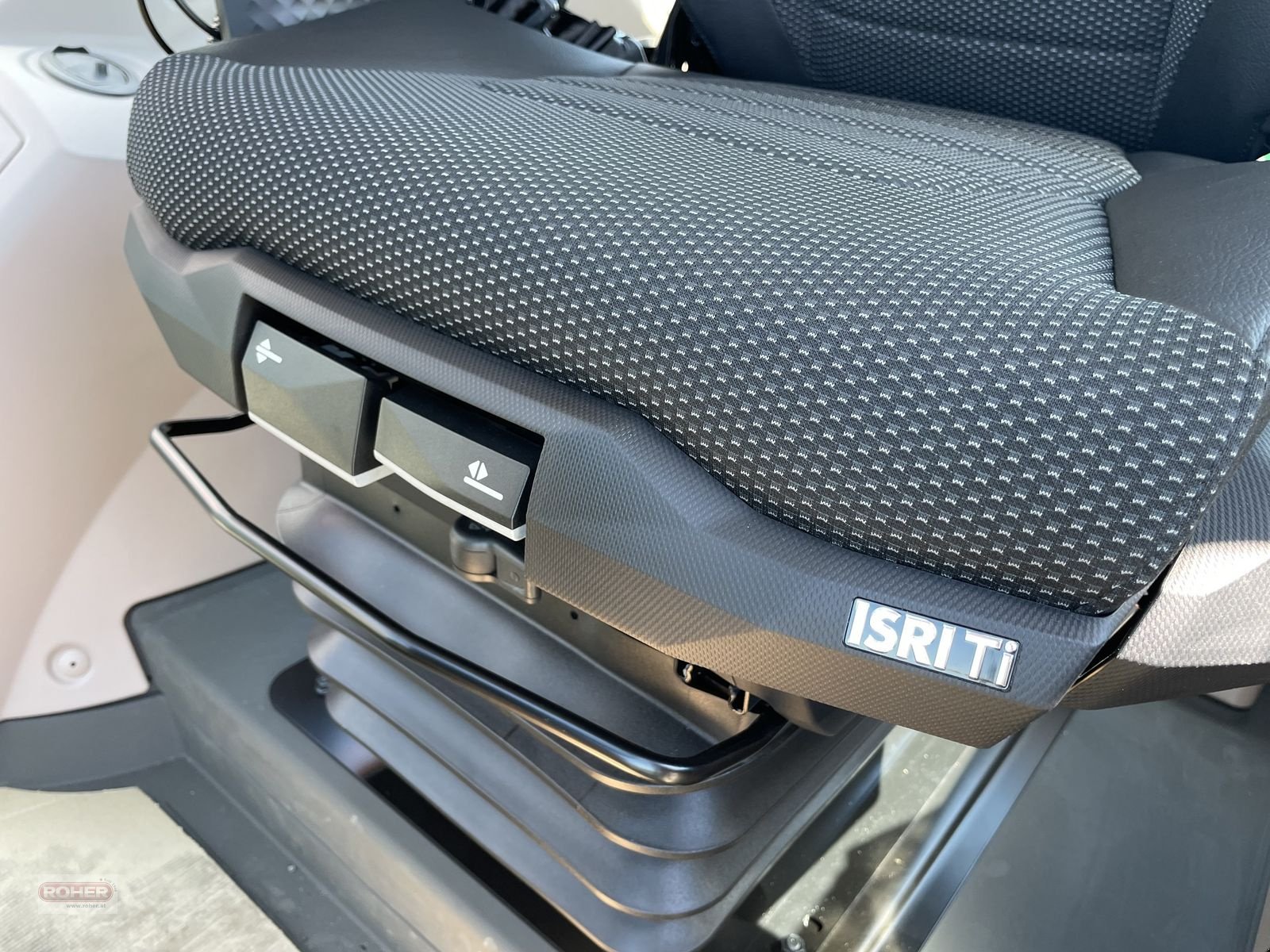 Traktor des Typs Fendt 516 Vario Profi+ FendtONE, Neumaschine in Wieselburg Land (Bild 12)