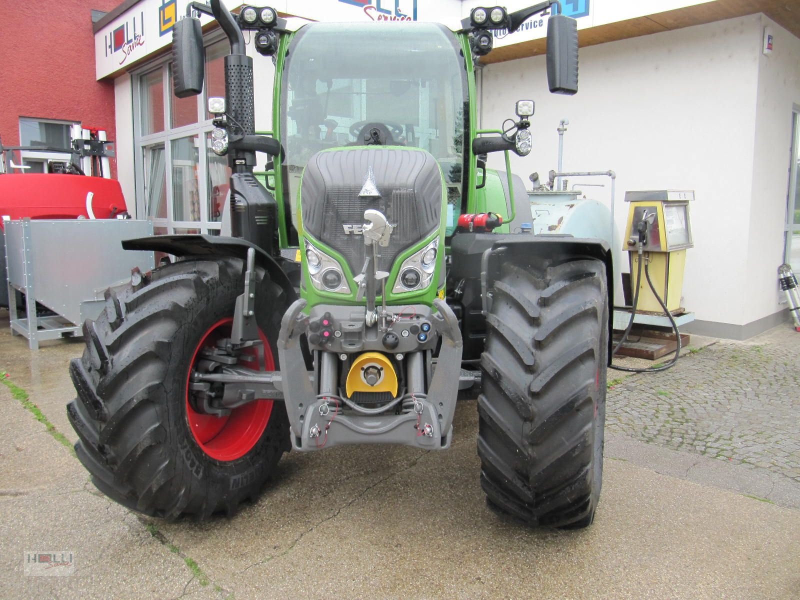 Traktor des Typs Fendt 516 Vario Profi+ FendtONE, Neumaschine in Niederneukirchen (Bild 1)