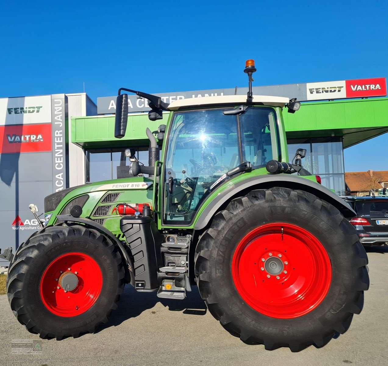 Traktor типа Fendt 516 Vario ProfiPlus, Gebrauchtmaschine в Gerasdorf (Фотография 9)