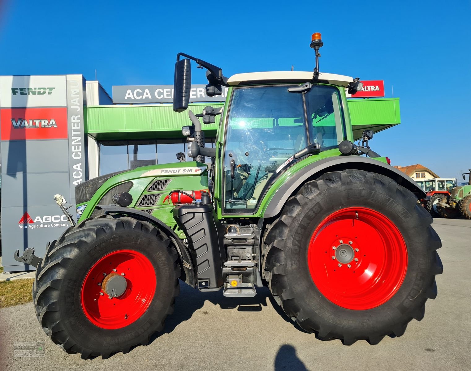 Traktor типа Fendt 516 Vario ProfiPlus, Gebrauchtmaschine в Gerasdorf (Фотография 10)