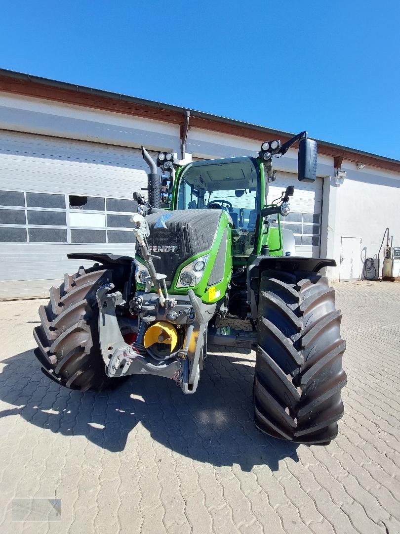 Traktor типа Fendt 516 Vario ProfiPlus, Gebrauchtmaschine в Kleinlangheim - Atzhausen (Фотография 2)