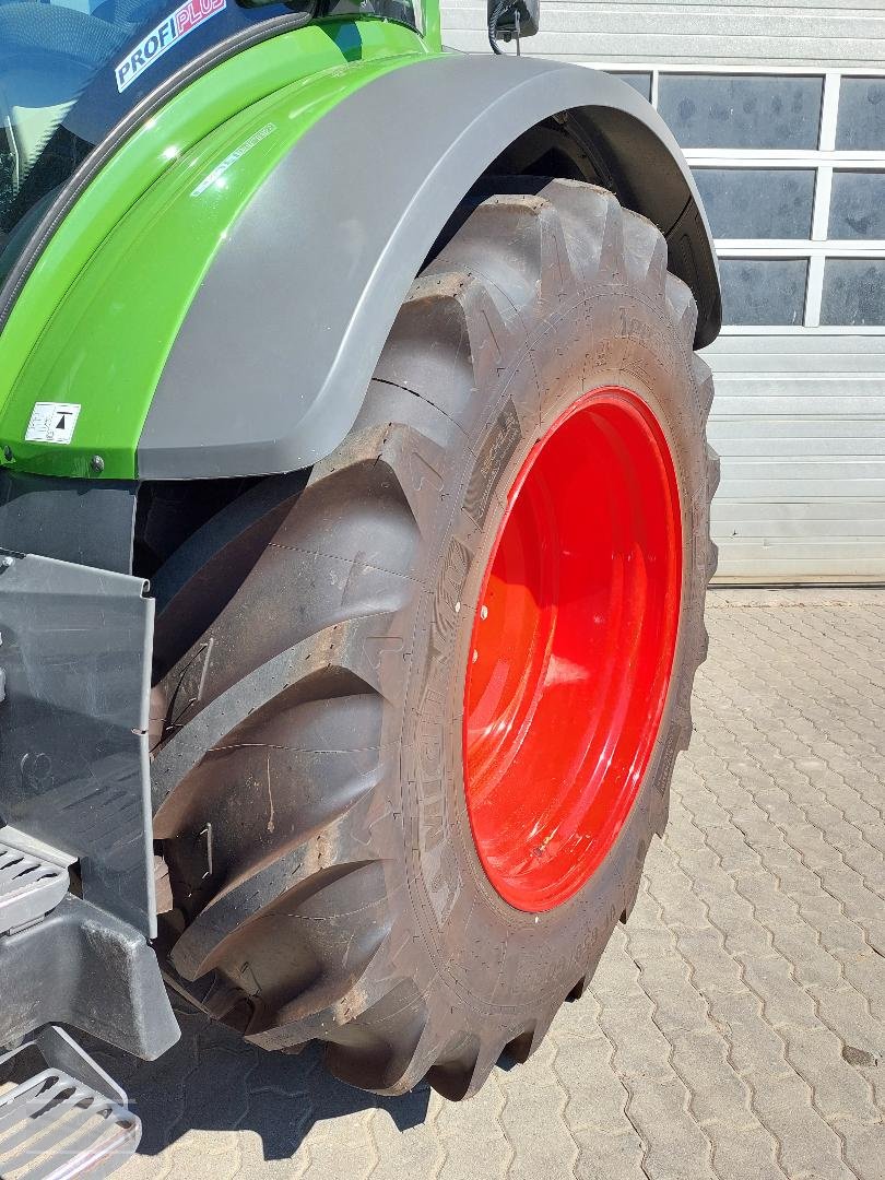 Traktor типа Fendt 516 Vario ProfiPlus, Gebrauchtmaschine в Kleinlangheim - Atzhausen (Фотография 4)