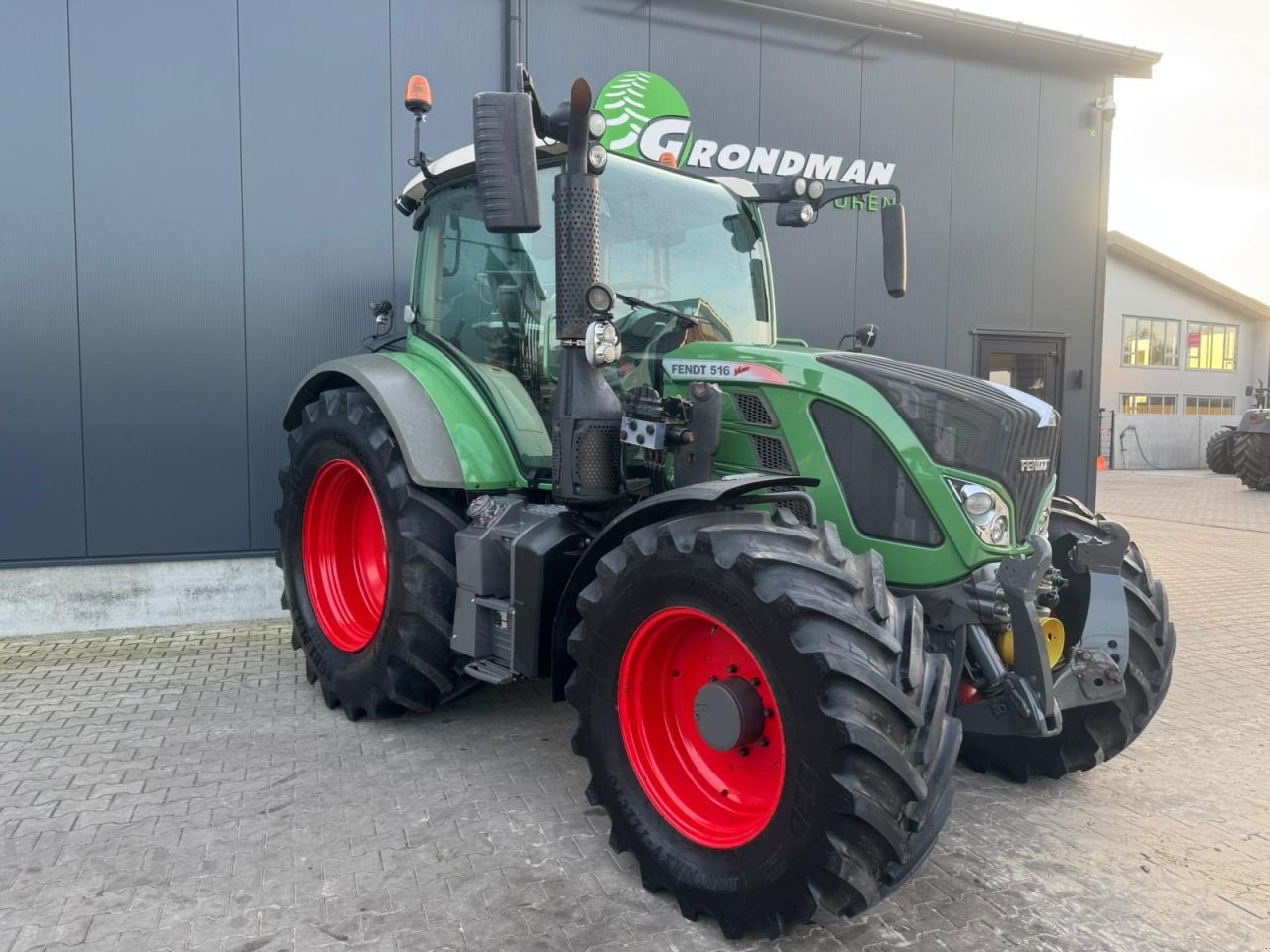 Traktor des Typs Fendt 516 Vario Profiplus, Gebrauchtmaschine in Daarle (Bild 4)