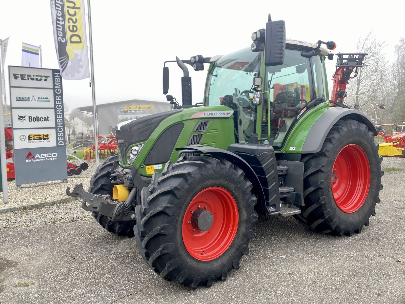 Traktor типа Fendt 516 Vario ProfiPlus, Gebrauchtmaschine в Senftenbach (Фотография 1)