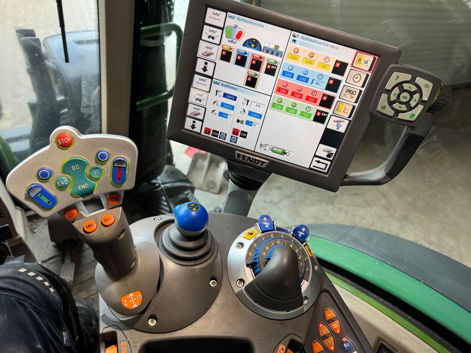 Traktor des Typs Fendt 516 Vario ProfiPlus, Gebrauchtmaschine in Bergkirchen (Bild 6)